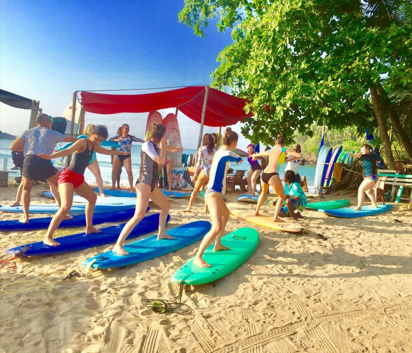 Guided surf trip - Coastal Breaker